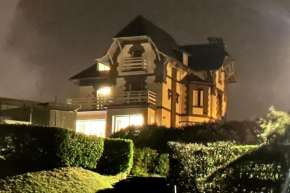 Villa Médaillon, Sur la mer - Mesnil Val Plage